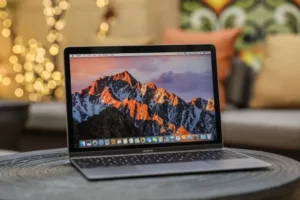 Is the MacBook 12in m7 worth it?