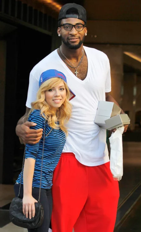 Jennette Mccurdy Past Relationship